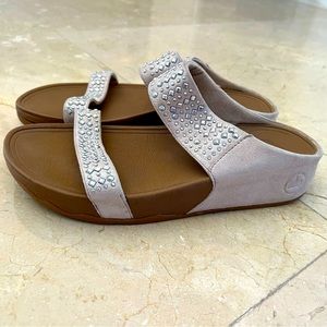 FitFlop Novy Rhinestone Sandal Rose Nude Shimmer Size 9